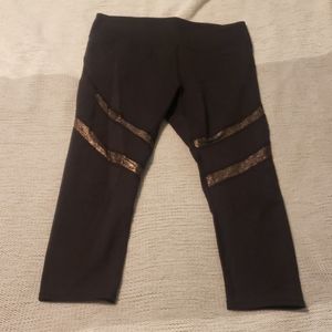 Medium Cropped Fabletics Leggings